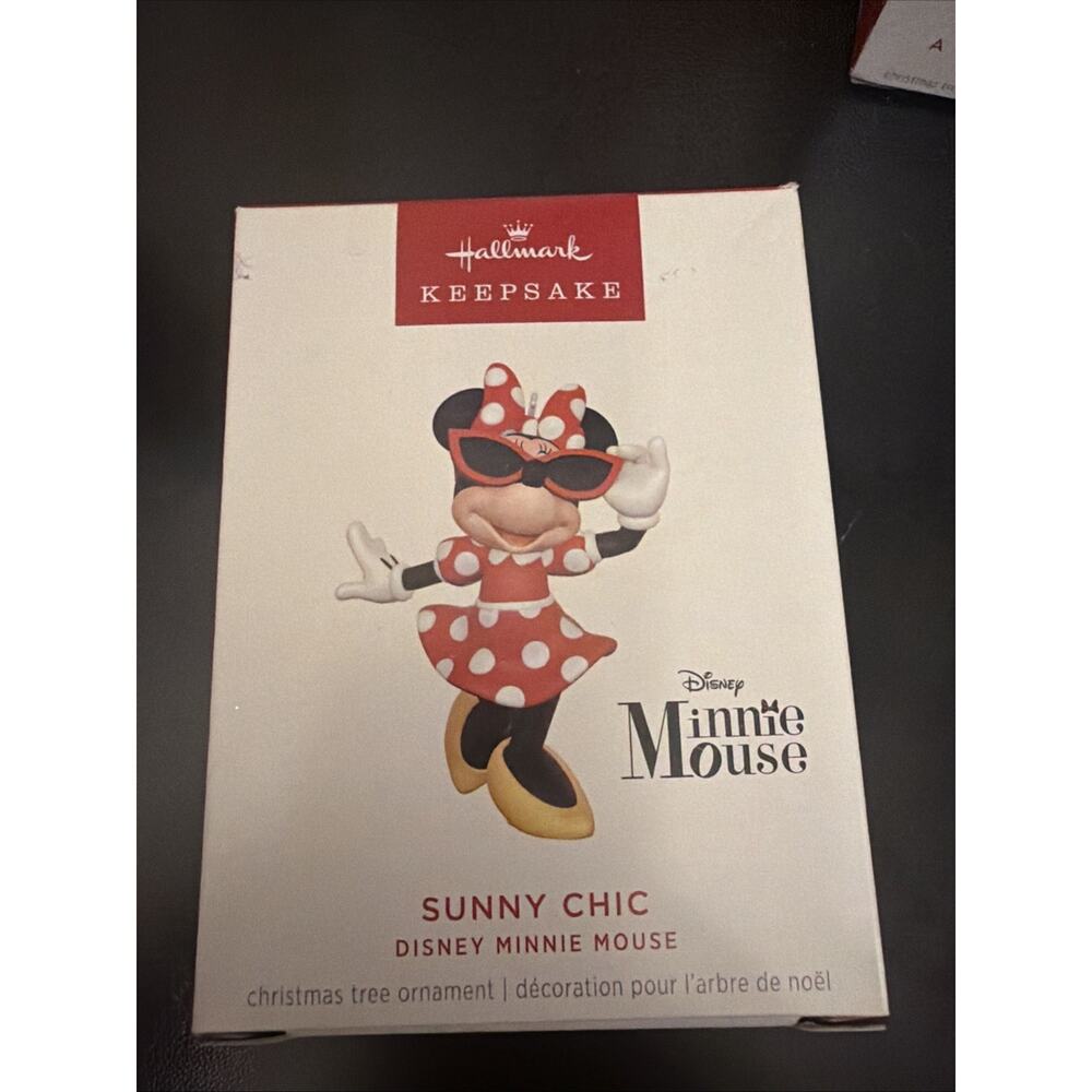 Hallmark Keepsake Disney Christmas Ornament, Minnie Mouse Sunny Chic
